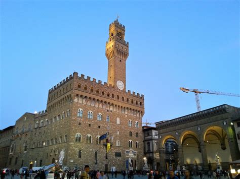 Der Palazzo Vecchio: Ein historischer Gigant voller Kunst und Intrigen!